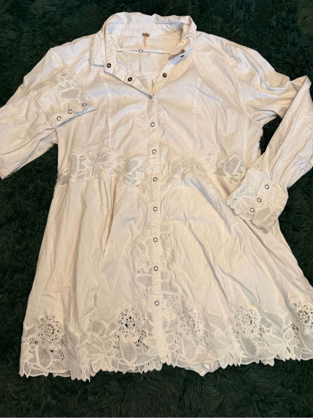 Free People White Eyelet Button-Front Tunic - Picture 2 of 11
